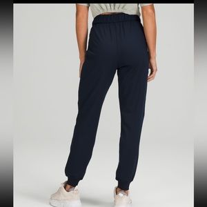COPY - Lululemon High-Rise jogger